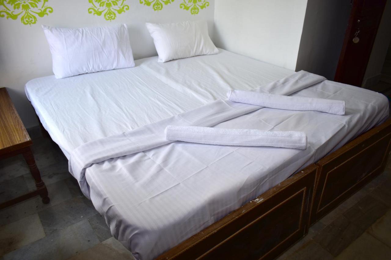 Sandhya Guest House Varanasi Near Ganga River Εξωτερικό φωτογραφία