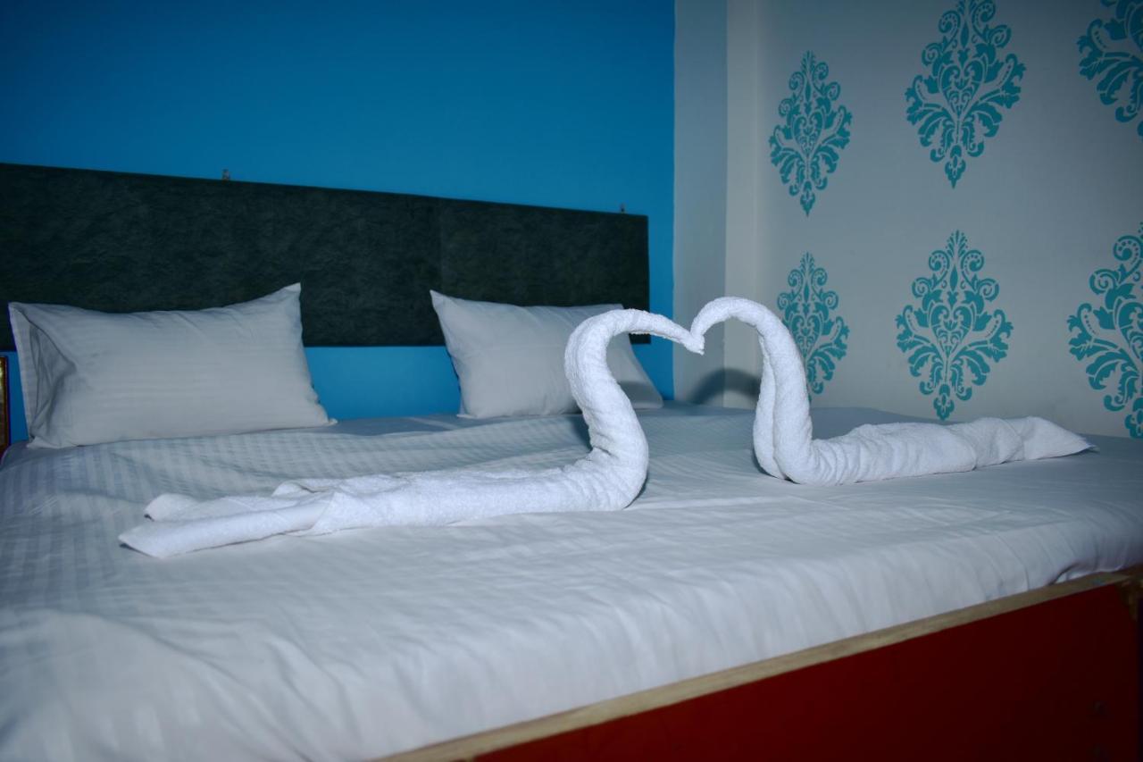 Sandhya Guest House Varanasi Near Ganga River Εξωτερικό φωτογραφία