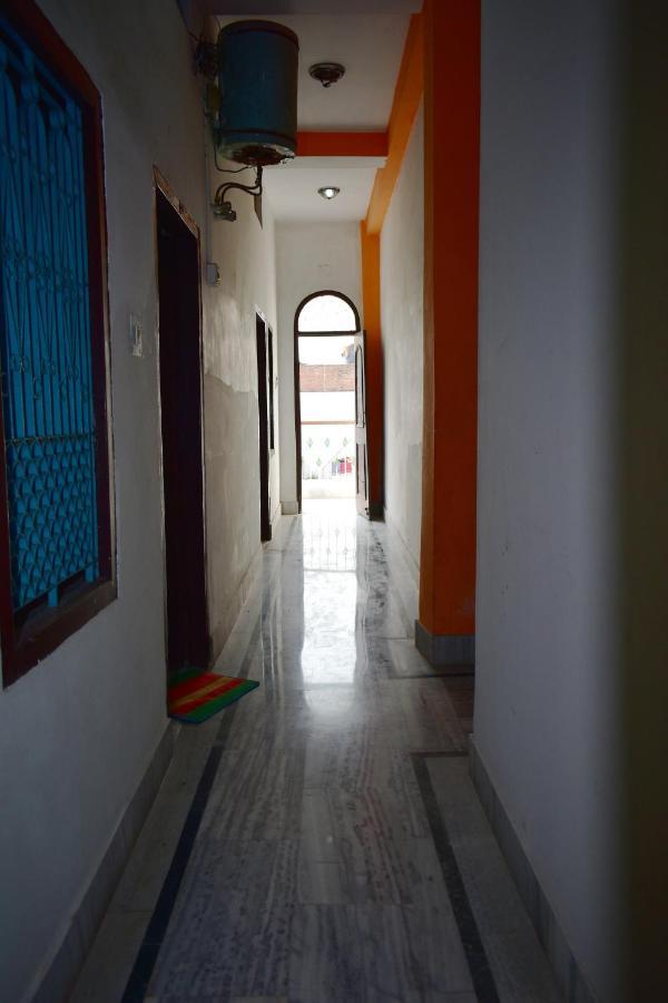 Sandhya Guest House Varanasi Near Ganga River Εξωτερικό φωτογραφία
